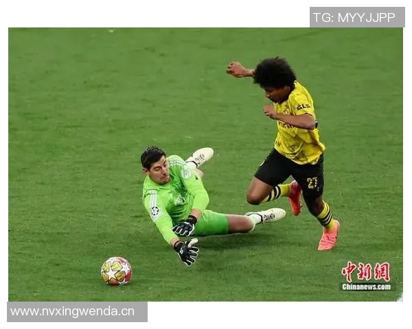 曼联对多特边锋阿德耶米表现出兴趣球探主管与其关系密切